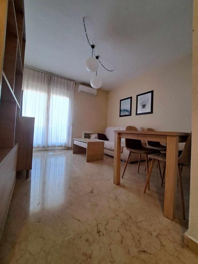 Universidad 2 By Shouthern Rooms Jaen Luaran gambar