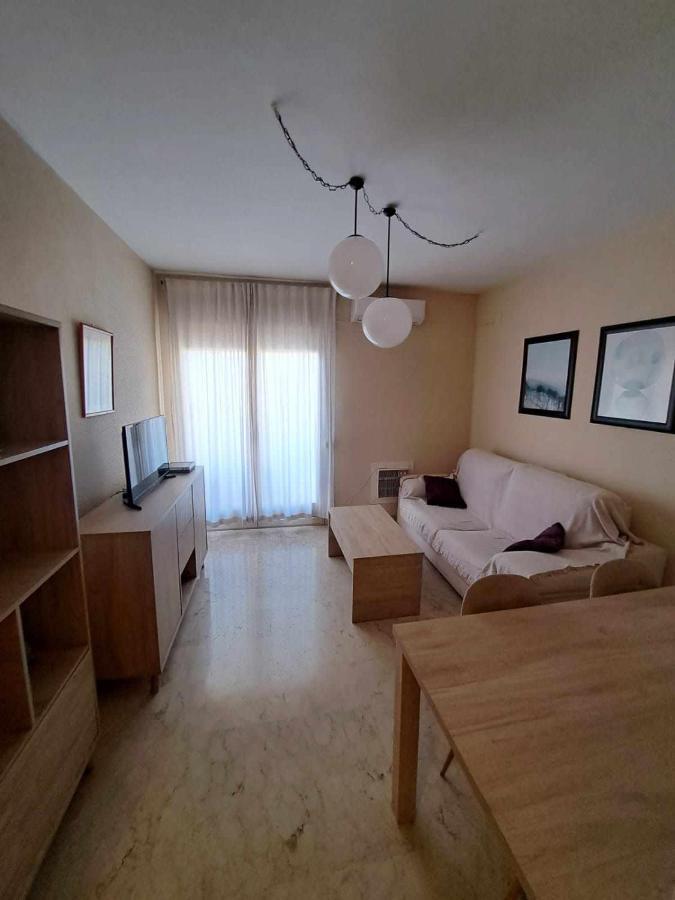 Universidad 2 By Shouthern Rooms Jaen Luaran gambar