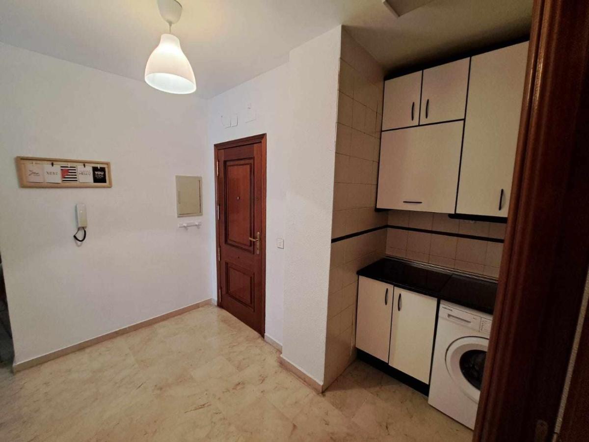 Universidad 2 By Shouthern Rooms Jaen Luaran gambar